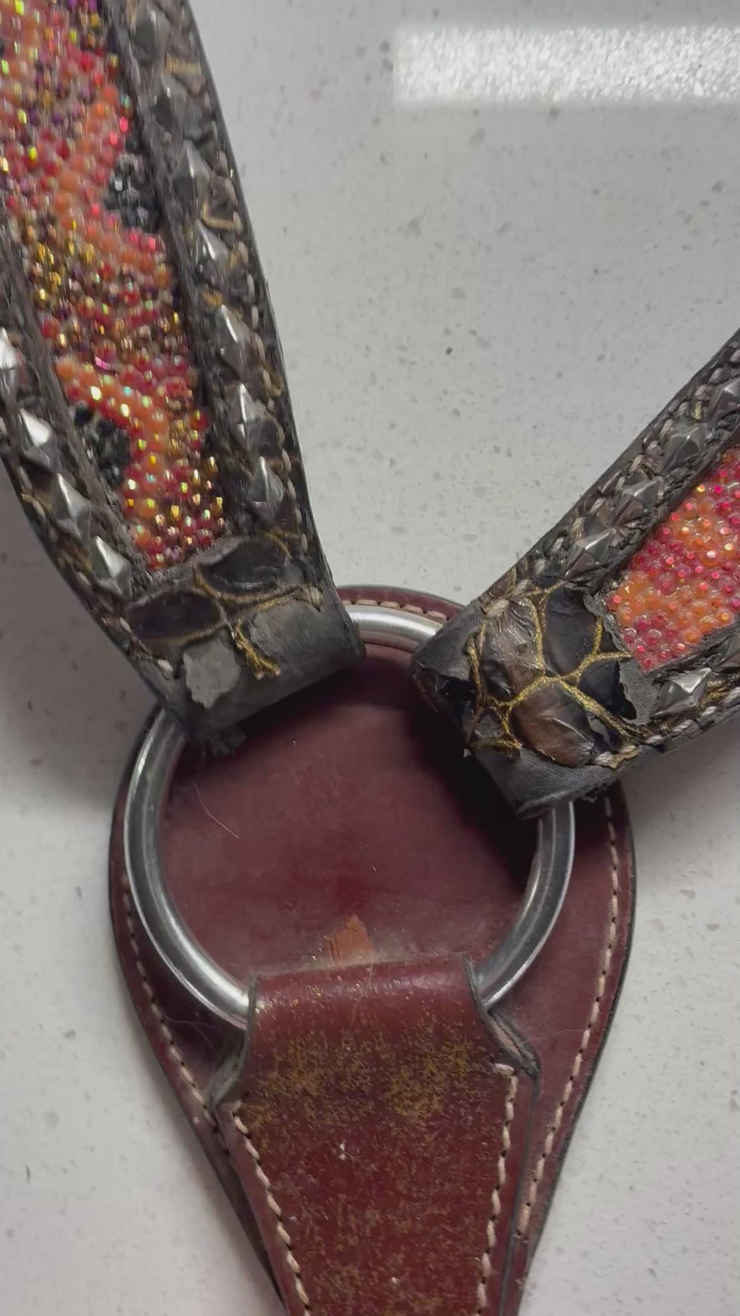 Pony Breastcollar red and orange
